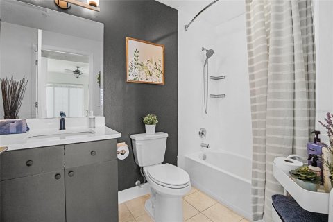 Condo in Orlando, Florida, 2 bedrooms  № 1520872 - photo 23