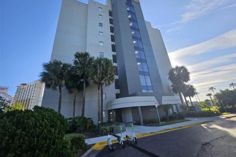 Copropriété à vendre à Orlando, Floride: 2 chambres, 53.7 m2 № 2196923 - photo 6