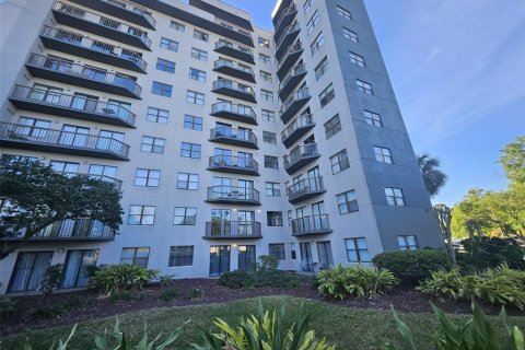 Copropriété à vendre à Orlando, Floride: 2 chambres, 53.7 m2 № 2196923 - photo 26