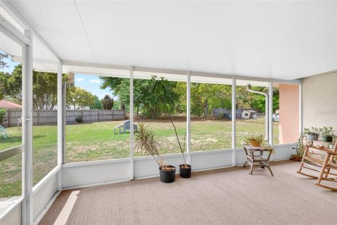 House in Ocala, Florida 3 bedrooms, 119.19 sq.m. № 2214766 - photo 24