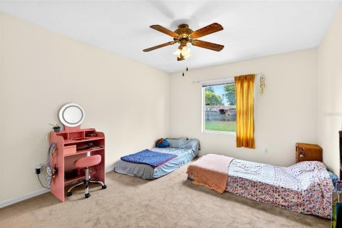 House in Ocala, Florida 3 bedrooms, 119.19 sq.m. № 2214766 - photo 18