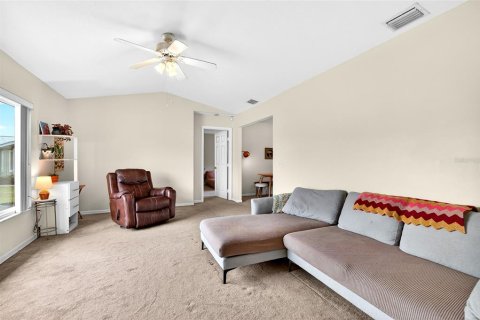 House in Ocala, Florida 3 bedrooms, 119.19 sq.m. № 2214766 - photo 6