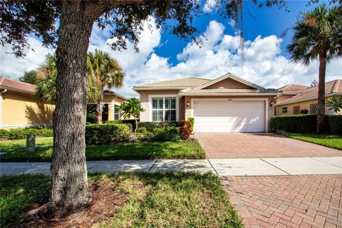 House in Wimauma, Florida 3 bedrooms, 147.99 sq.m. № 2351851