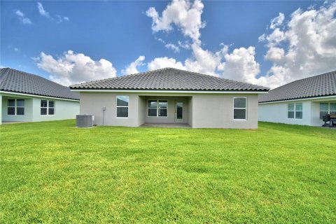 Casa en venta en Auburndale, Florida, 4 dormitorios, 169.08 m2 № 2102182 - foto 6