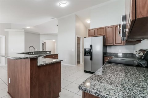 House in Spring Hill, Florida 3 bedrooms, 193.24 sq.m. № 1684568 - photo 5