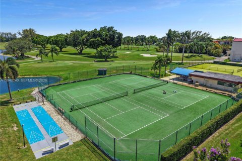 Appartement à louer à Pembroke Pines, Floride: 1 chambre, 74.32 m2 № 1997218 - photo 28