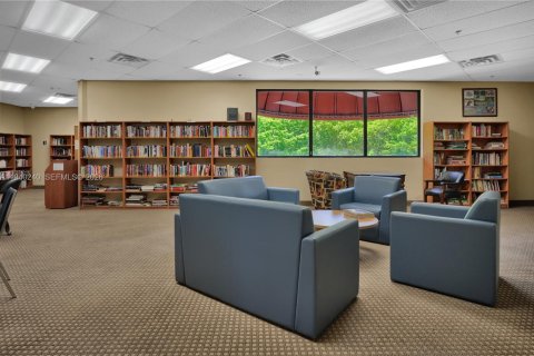 Appartement à louer à Pembroke Pines, Floride: 1 chambre, 74.32 m2 № 1997218 - photo 17