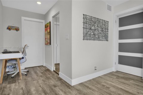 Appartement à louer à Pembroke Pines, Floride: 1 chambre, 74.32 m2 № 1997218 - photo 11