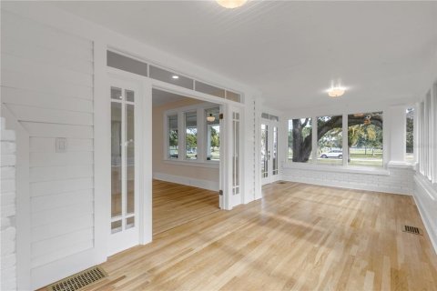 Villa ou maison à vendre à New Smyrna Beach, Floride: 4 chambres, 299.7 m2 № 2101933 - photo 16