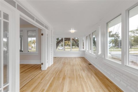 Villa ou maison à vendre à New Smyrna Beach, Floride: 4 chambres, 299.7 m2 № 2101933 - photo 15