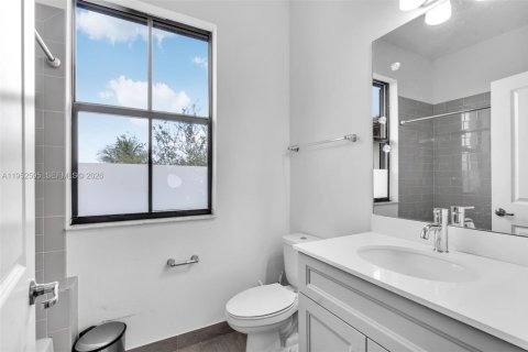 Купить виллу или дом в Тамарак, Флорида 4 спальни, 226.68м2, № 2009585 - фото 28