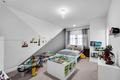 Купить виллу или дом в Тамарак, Флорида 4 спальни, 226.68м2, № 2009585 - фото 20