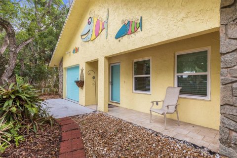 House in Flagler Beach, Florida 2 bedrooms, 131.18 sq.m. № 2100481 - photo 2