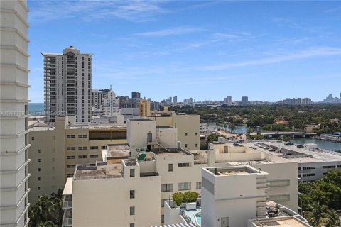 Copropriété à vendre à Miami Beach, Floride: 48.4 m2 № 2154766 - photo 3