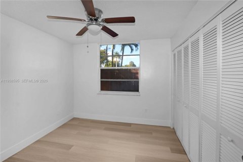 Copropriété à vendre à Miami, Floride: 3 chambres, 107.77 m2 № 1996680 - photo 17