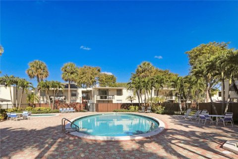 Copropriété à vendre à Miami, Floride: 3 chambres, 107.77 m2 № 1996680 - photo 25