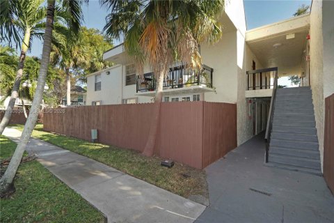 Copropriété à vendre à Miami, Floride: 3 chambres, 107.77 m2 № 1996680 - photo 21