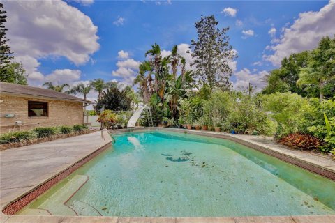 Casa en venta en Sanford, Florida, 3 dormitorios, 218.13 m2 № 1130974 - foto 14