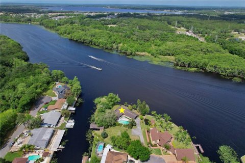 Casa en venta en Sanford, Florida, 3 dormitorios, 218.13 m2 № 1130974 - foto 1