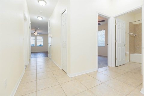 House in Ruskin, Florida 3 bedrooms, 138.33 sq.m. № 1651237 - photo 10