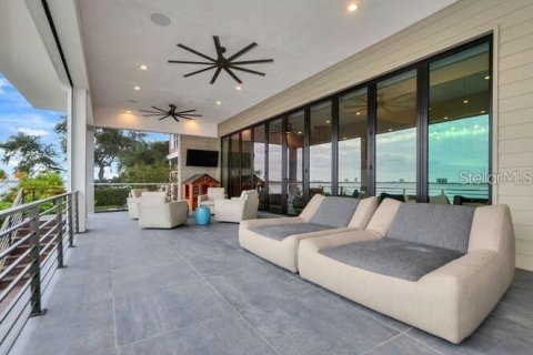 Villa ou maison à louer à Tampa, Floride: 6 chambres, 608.6 m2 № 2380620 - photo 6