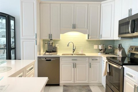 Condominio en alquiler en Saint Petersburg, Florida, 2 dormitorios, 125.42 m2 № 1513700 - foto 5
