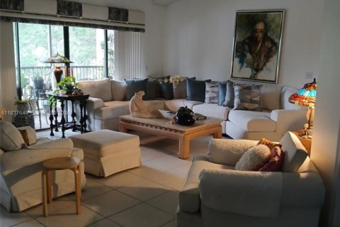 Touwnhouse à vendre à Plantation, Floride: 3 chambres, 163.51 m2 № 2247904 - photo 5