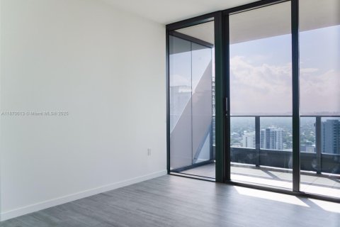 Condominio en alquiler en Miami, Florida, 2 dormitorios, 125.98 m2 № 1926624 - foto 9
