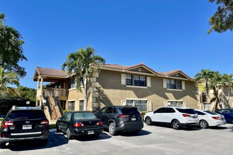 Copropriété à louer à Coral Springs, Floride: 2 chambres, 76.18 m2 № 1963678 - photo 25