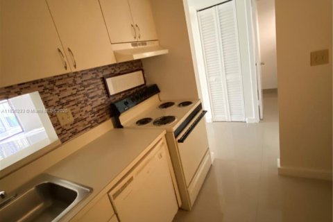 Copropriété à louer à Miami, Floride: 1 chambre, 65.5 m2 № 1821626 - photo 18