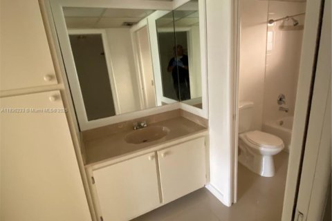 Copropriété à louer à Miami, Floride: 1 chambre, 65.5 m2 № 1821626 - photo 5