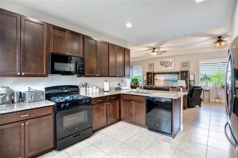 Villa ou maison à vendre à DeLand, Floride: 2 chambres, 140.28 m2 № 2405635 - photo 12