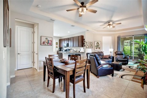 Villa ou maison à vendre à DeLand, Floride: 2 chambres, 140.28 m2 № 2405635 - photo 5