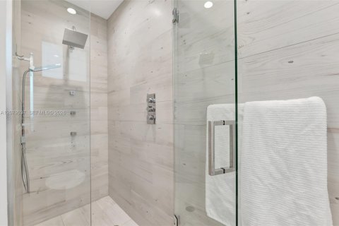 Townhouse in Fort Lauderdale, Florida 3 bedrooms, 268.3 sq.m. № 2344479 - photo 18