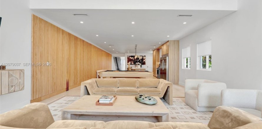 Townhouse in Fort Lauderdale, Florida 3 bedrooms, 268.3 sq.m. № 2344479