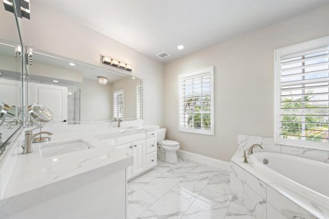 Touwnhouse à vendre à Juno Beach, Floride: 2 chambres, 158.77 m2 № 2402157 - photo 9