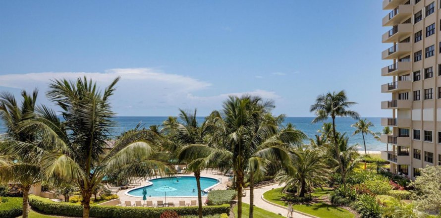 Condo in Lauderdale-by-the-Sea, Florida, 2 bedrooms № 2078103
