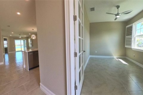 House in Venice, Florida 2 bedrooms, 153.38 sq.m. № 1904858 - photo 5