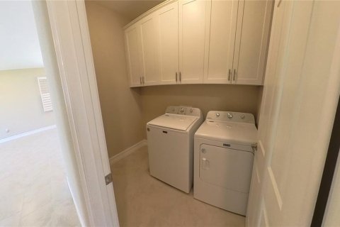 House in Venice, Florida 2 bedrooms, 153.38 sq.m. № 1904858 - photo 11