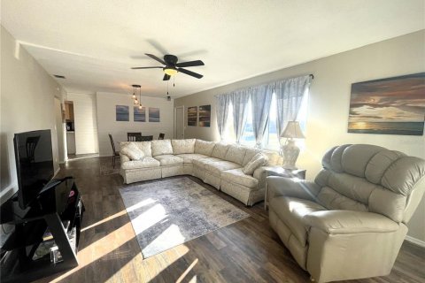 Copropriété à vendre à Rotonda, Floride: 3 chambres, 106.47 m2 № 2232981 - photo 4