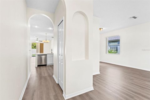 Villa ou maison à louer à Tampa, Floride: 3 chambres, 142.88 m2 № 2110870 - photo 6