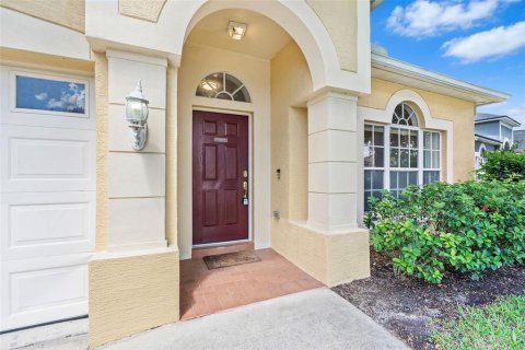 Villa ou maison à louer à Tampa, Floride: 3 chambres, 142.88 m2 № 2110870 - photo 2