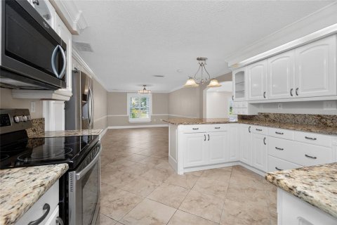 Casa en venta en Port Charlotte, Florida, 3 dormitorios, 225.94 m2 № 2113435 - foto 23