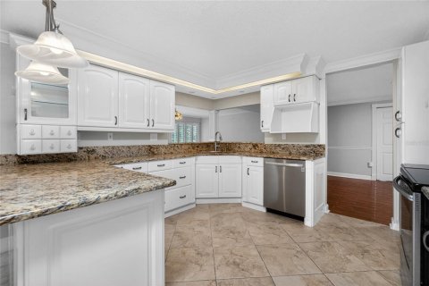 Casa en venta en Port Charlotte, Florida, 3 dormitorios, 225.94 m2 № 2113435 - foto 25