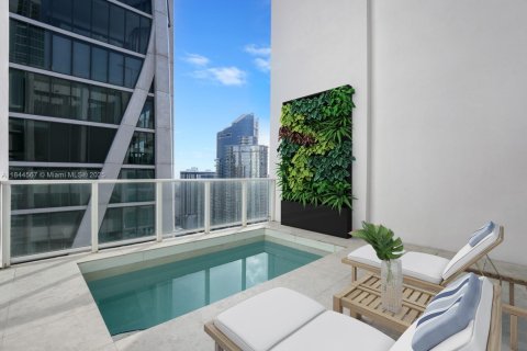 Condominio en venta en Miami, Florida, 3 dormitorios, 396.14 m2 № 1841228 - foto 1