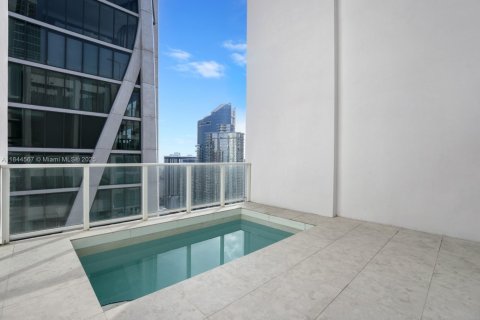 Condominio en venta en Miami, Florida, 3 dormitorios, 396.14 m2 № 1841228 - foto 25