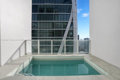 Condominio en venta en Miami, Florida, 3 dormitorios, 396.14 m2 № 1841228 - foto 26