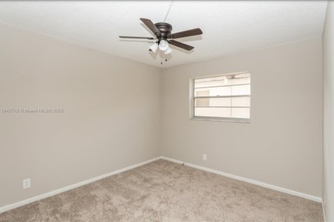 Condominio en venta en Hollywood, Florida, 2 dormitorios, 60.39 m2 № 1836709 - foto 13