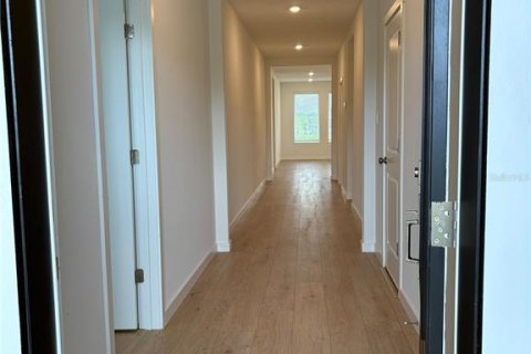 Снять в аренду виллу или дом в Киссимми, Флорида 5 комнат, 202.06м2, № 2429409 - фото 4