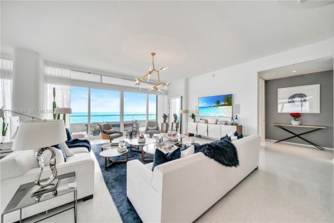 Condominio en venta en Miami Beach, Florida, 4 dormitorios, 439.43 m2 № 1998984 - foto 9